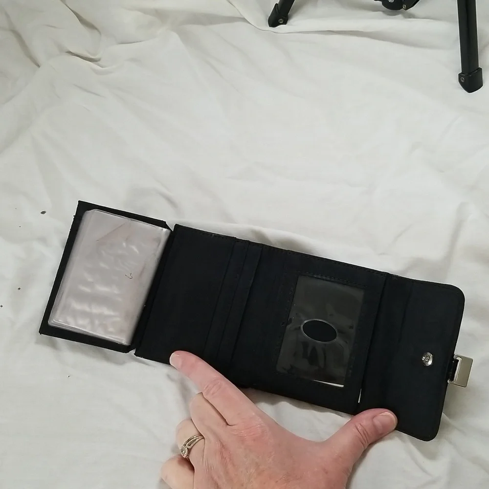 Liz Claiborne Tri-fold Wallet